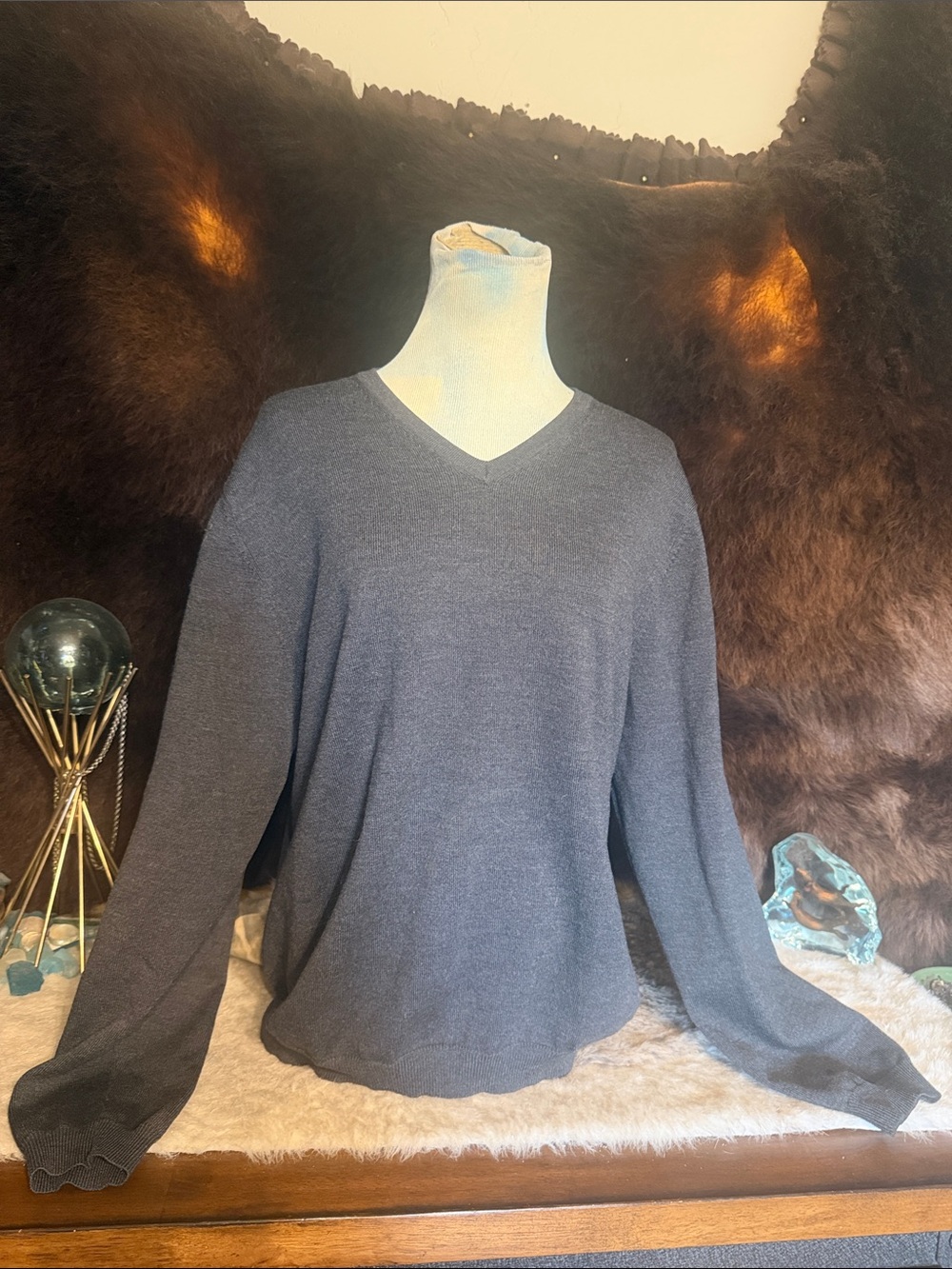 V-Neck Lightweight Gray Sweater L (UBUB)